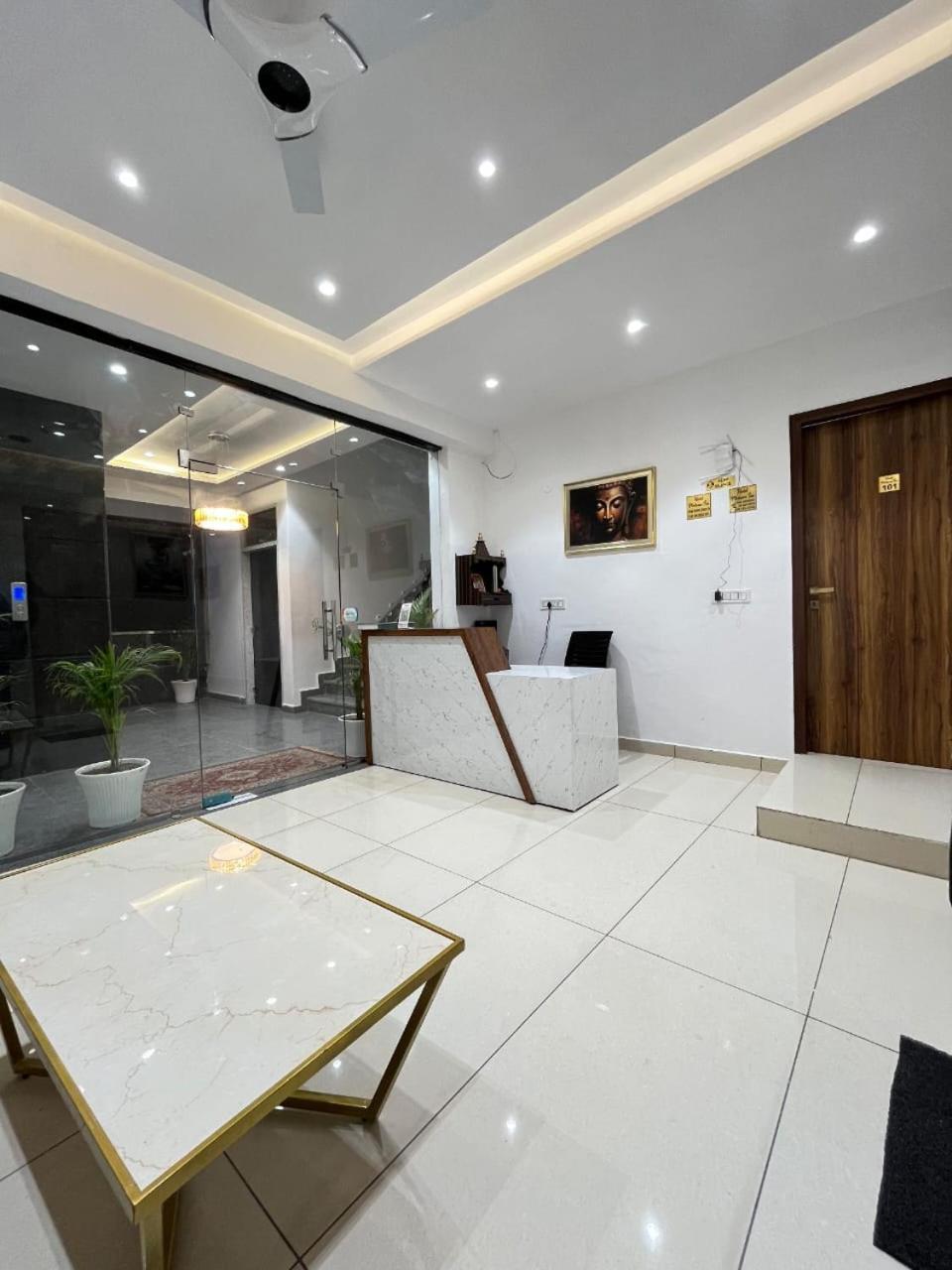 Hotel Platinum Inn Ludhiana Buitenkant foto