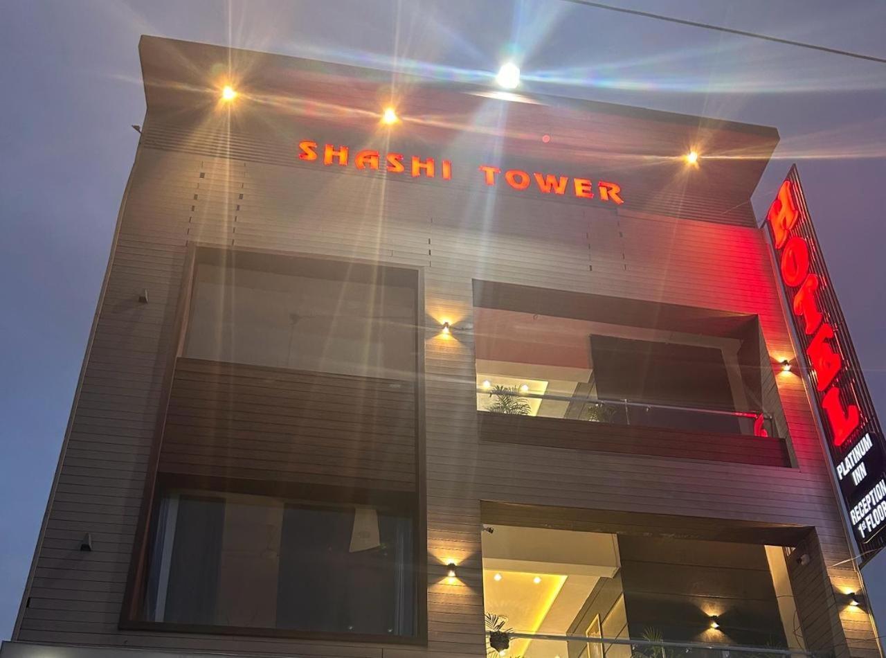 Hotel Platinum Inn Ludhiana Buitenkant foto